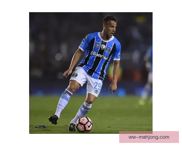 佛罗伦萨夏窗压哨引入阿图尔梅洛重拾巅峰状态