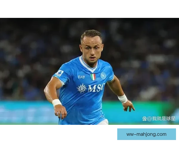 孔蒂执掌那不勒斯展开高强度体能训练引发球员极限挑战 孔蒂执掌那不勒斯展开高强度体能训练引发球员极限挑战
